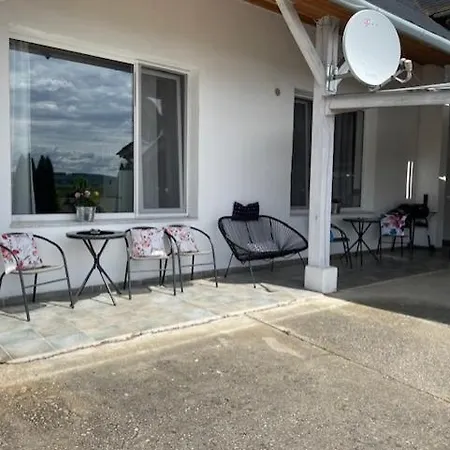 Arthaus Roenoek Apartment Ronok Exterior photo