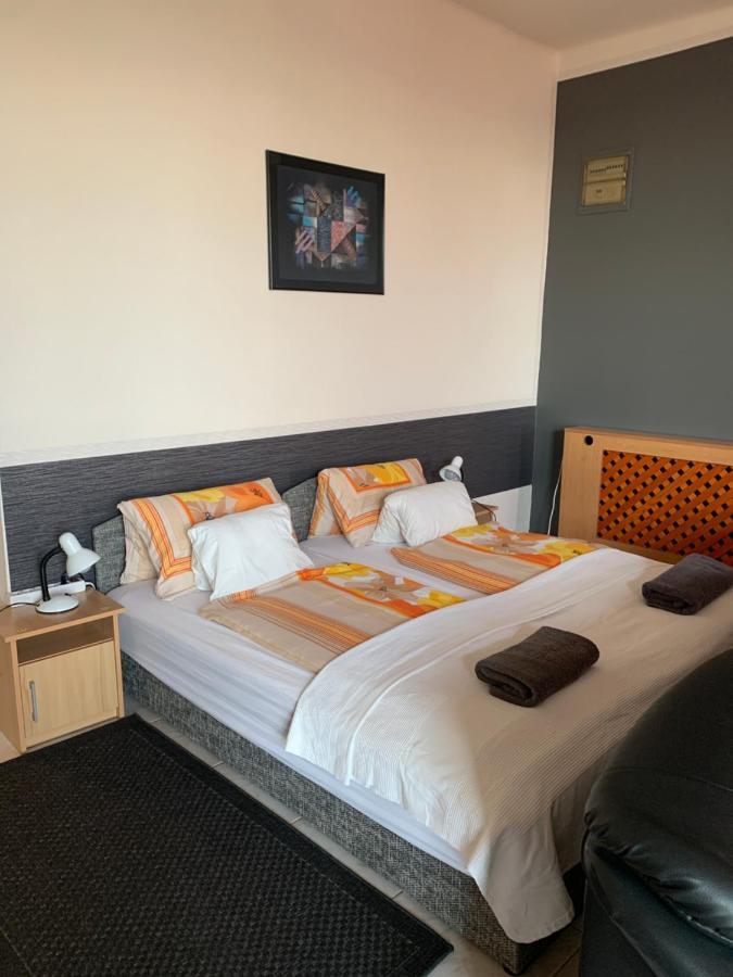 Arthaus Roenoek Apartment Ronok